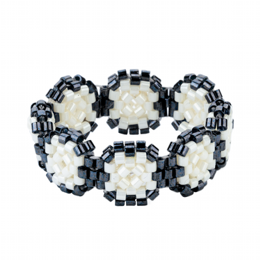 Anillo Diamantes Cuadrados Negro Ajustable Perla